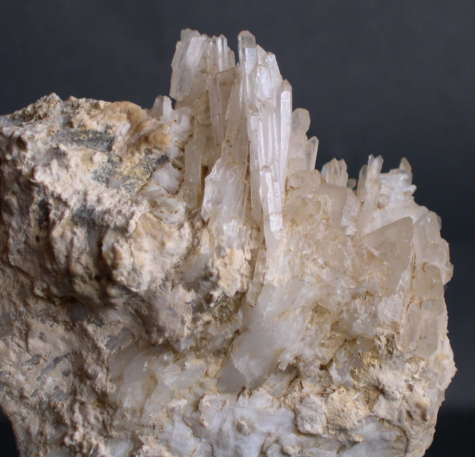 Quartz hyalin